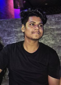 Suri - Male escort in Kolkata Photo 5 of 6