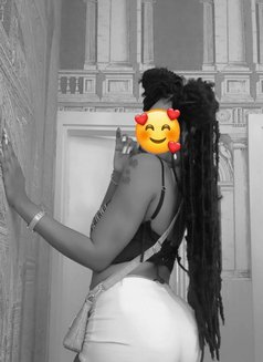 Sugar - एस्कॉर्ट in Bangalore Photo 2 of 9