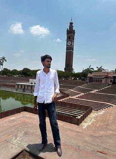 Luqmxn - Male escort in Mumbai Photo 1 of 2