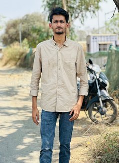 Luqmxn - Male escort in Mumbai Photo 4 of 4