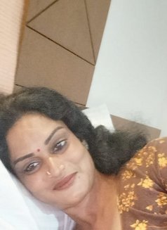 Transexual salem Priya Kutty - Transsexual escort in Coimbatore Photo 1 of 6