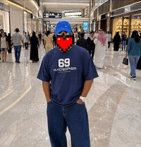 Matured Well Read globetrotter - Male సహచరుడు in Bangalore