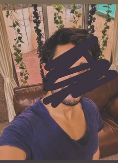 Chris - Male এস্কর্ট in Bangalore Photo 2 of 2