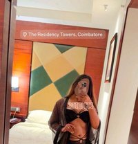 Nidhi - escort in Chennai